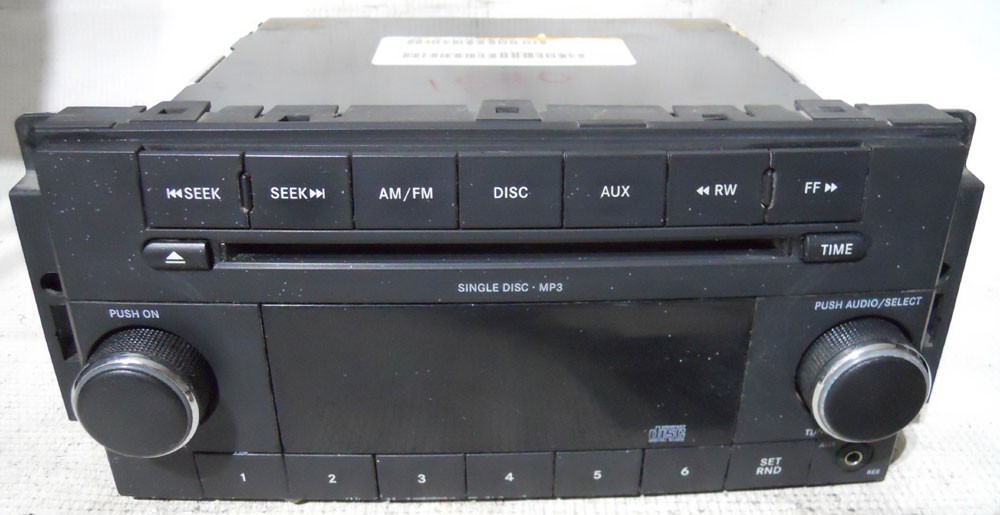 Chrysler Town & Country 20082012 Factory Stereo CD Player