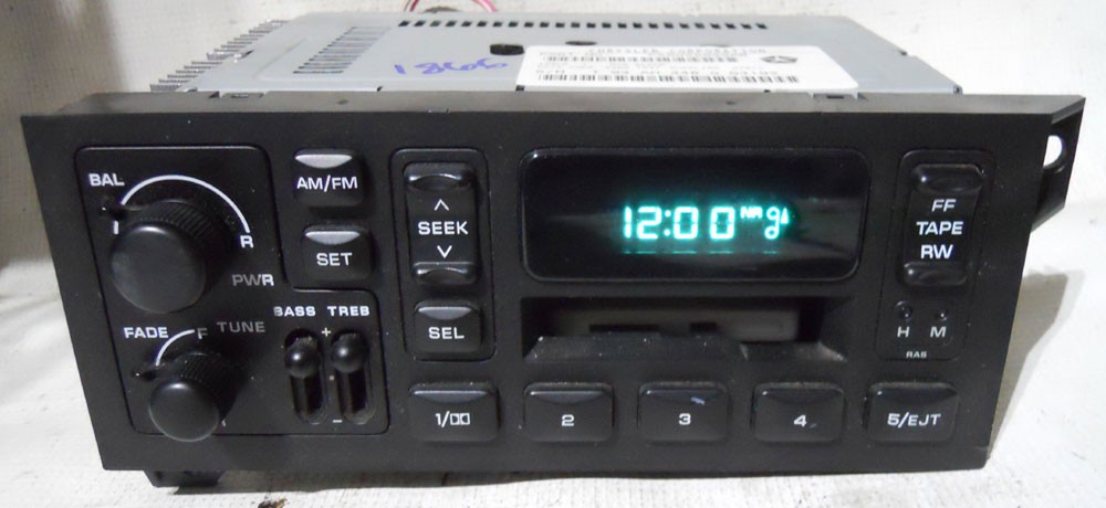 Chrysler Voyager 1997 1998 1999 2000 Factory Tape Player