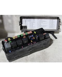 Dodge Charger 2015 Engine Fuse Box Relay Junction Block Module P68243004AC (EC501)