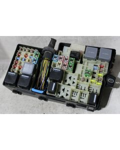 Ford Escape 2013 2014 2015 2016 Factory Engine Fuse Box Relay Junction Block Module AV6T14A067AD (EC758)